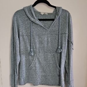 Roxy Women's Heathered Gray V-Neck Pullover Size Small.